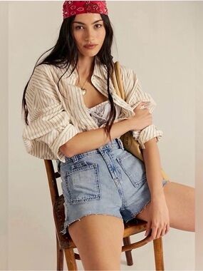 Free People We The Free Bettie Sailor Shorts Size 30 New Without Tags Light Wash